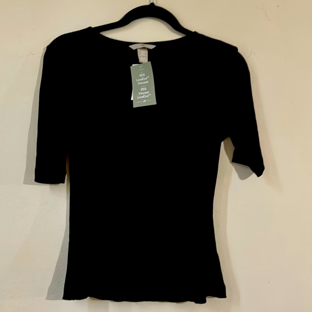 H M beautiful top. NWT